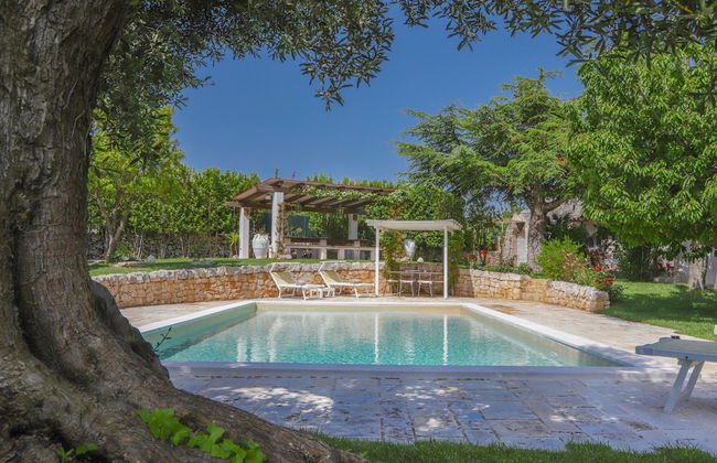TD Dimora di Genna Trulletto with Lush Garden Pool - Photo 11