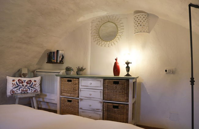 TD Dimora di Genna Trulletto with Lush Garden Pool - Photo 4