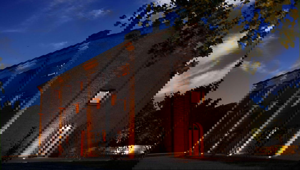 Primary image