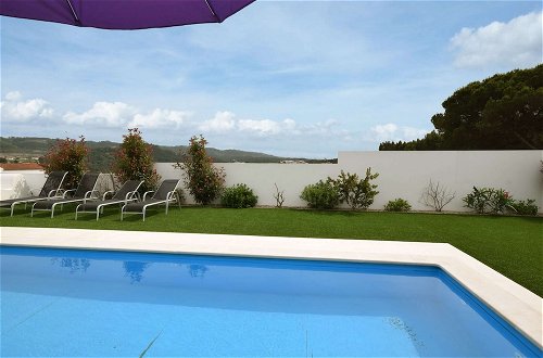 Photo 17 - Modern Villa With Private Swimming Pool