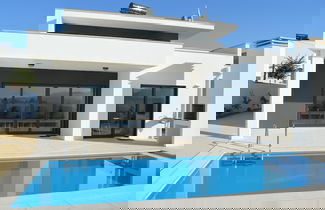Foto 1 - Holiday Home; Nazare Beach for Surfing