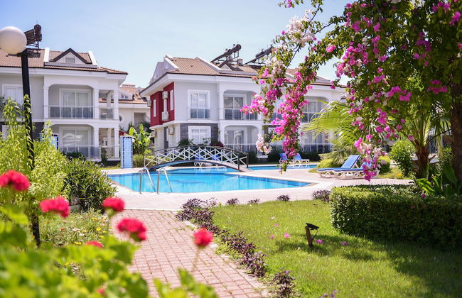 Sea Heaven Legend Apartments - Photo 1