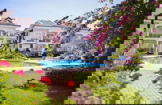 Photo 1 - Sea Heaven Legend Apartments