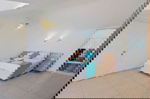 Photo 12 - Sea Heaven Legend Apartments