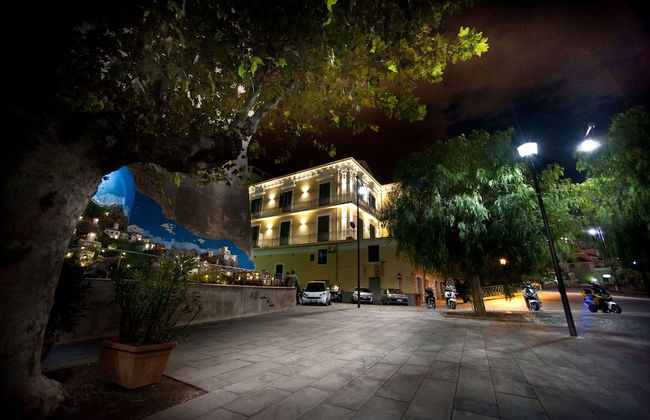 Palazzo Della Monica - Foto 1