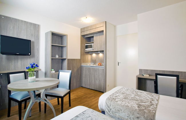 Séjours & Affaires Reims Clairmarais - Foto 21