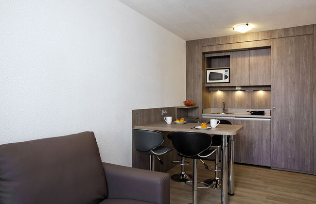 Séjours & Affaires Reims Clairmarais - Foto 26