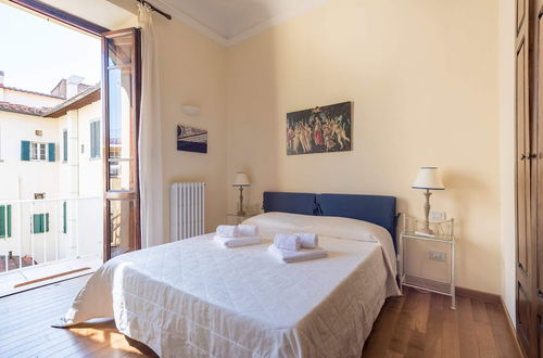 Photo 17 - Charming 2bed Apt Overlooking Duomo