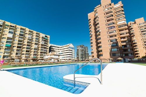 Photo 14 - Apartamento Costa del Sol Beach First Line