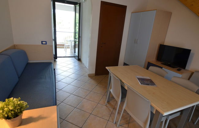 Nicely Furnished Apartment with AC near Beach - Foto 28