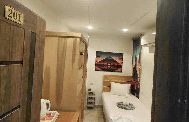 Guest House Paradise Top Roof Pyramids View - Foto 13