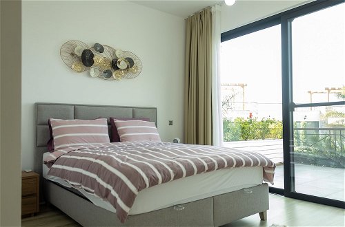 Foto 2 - Elegant Two-bedroom Apartment in Upscale Surroundings