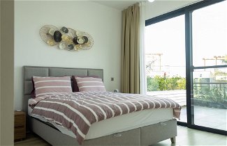 Foto 2 - Elegant Two-bedroom Apartment in Upscale Surroundings