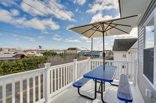 Photo 19 - Spacious Wildwood Condo < Half-mi to Beach