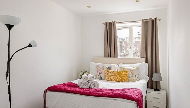 Photo 1 - 5-bedroom LUX House Next to Hyde Park Marble Arch