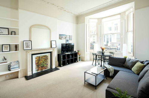 Foto 5 - Remarkable 2-bed Apartment in London