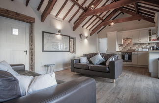 Photo 2 - The Old Stables - 3 Bedroom Cottage - Angle