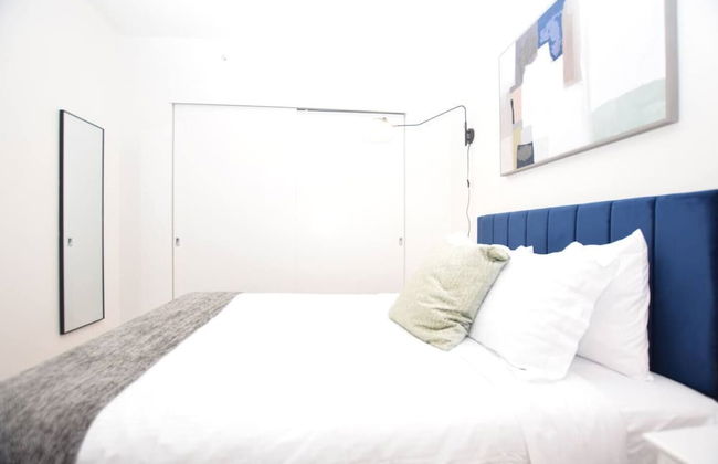 Sophari Bellevue Tower Apts - Photo 10