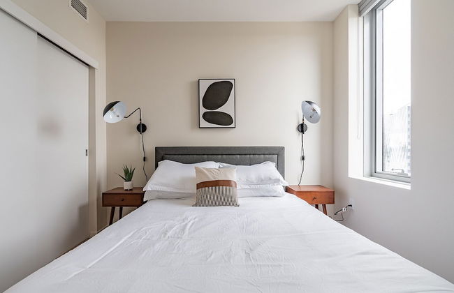 Sophari Bellevue Tower Apts - Photo 5