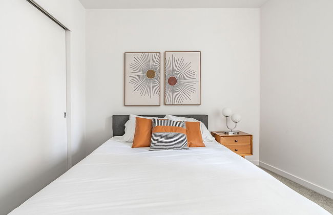 Sophari Bellevue Tower Apts - Photo 14