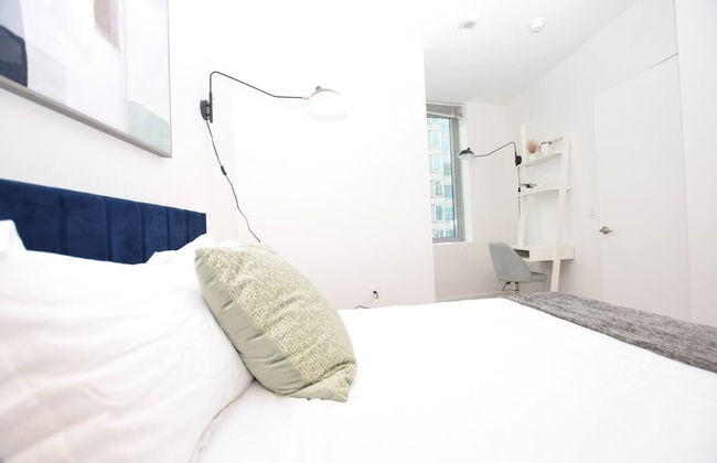 Sophari Bellevue Tower Apts - Photo 9