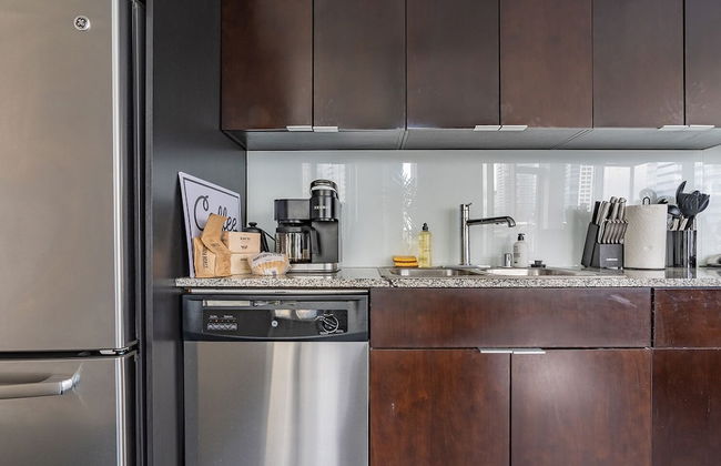 Sophari Bellevue Tower Apts - Photo 40