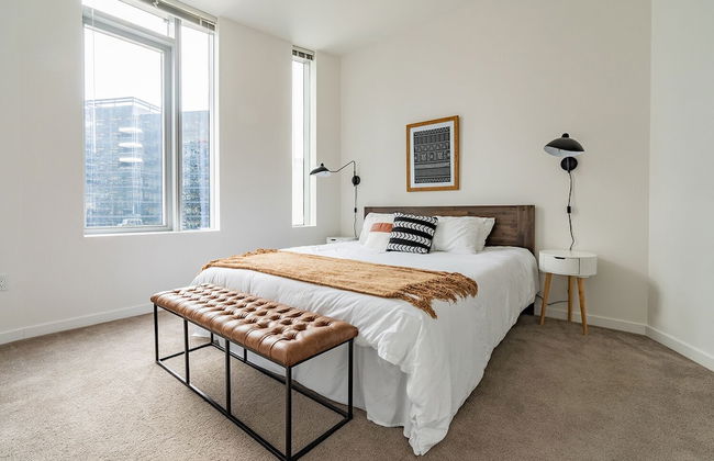 Sophari Bellevue Tower Apts - Photo 17
