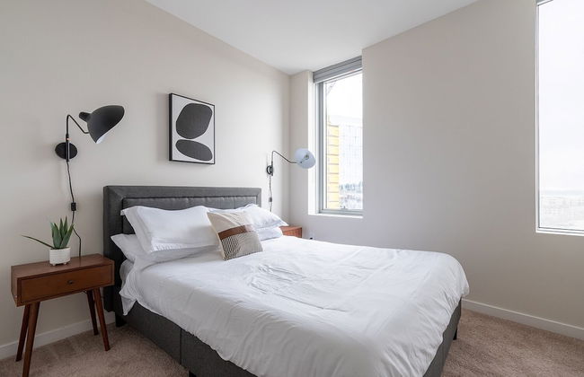 Sophari Bellevue Tower Apts - Photo 1