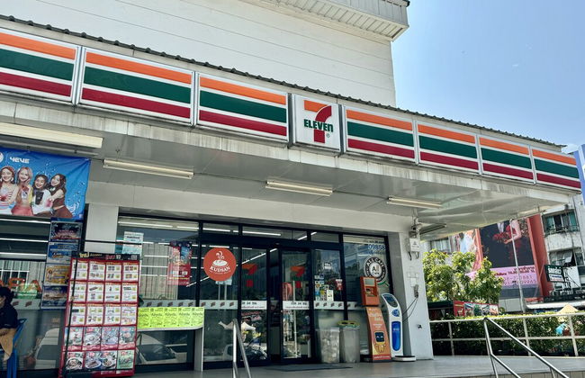 Sriracha Avenue - Foto 34