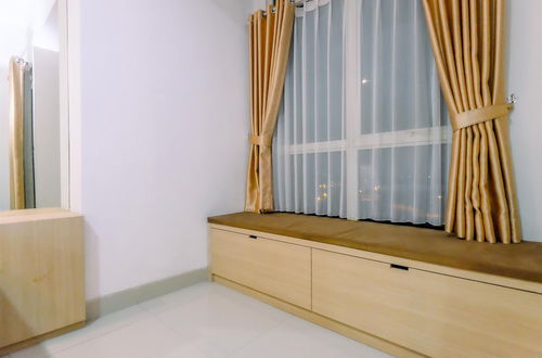 Photo 15 - Best Deal And Cozy Studio Oasis Cikarang Apartment