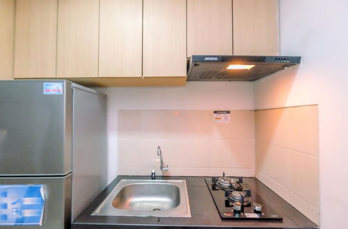 Foto 6 - Best Deal And Cozy Studio Oasis Cikarang Apartment