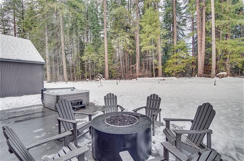 Photo 27 - Modern Cle Elum Vacation Rental w/ Private Hot Tub