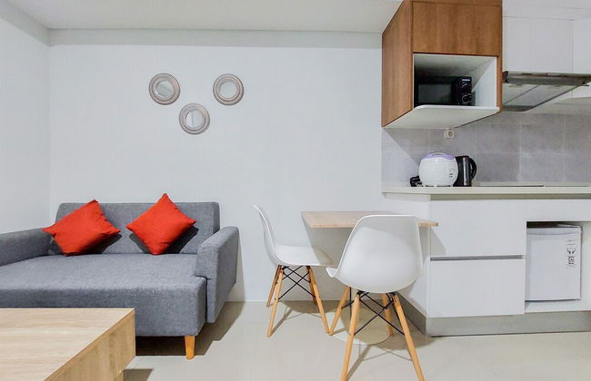 Homey And Cozy Stay 1Br Tamansari Bintaro Mansion Apartment - Photo 17