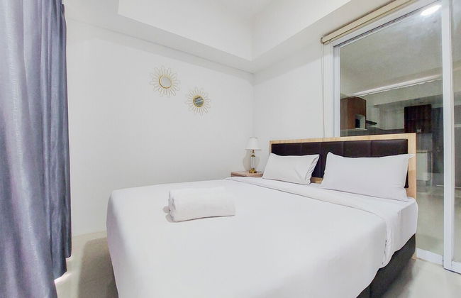 Homey And Cozy Stay 1Br Tamansari Bintaro Mansion Apartment - Photo 1