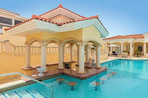 Foto 2 - NEW Premium Luxury 2BR 3BA Pool House