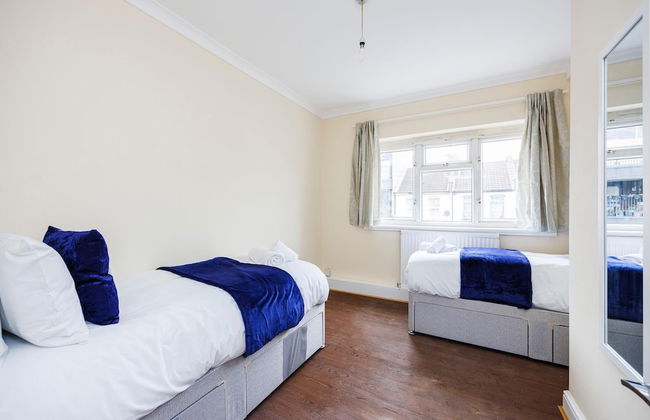 East Croydon Home - Contractors - Foto 18