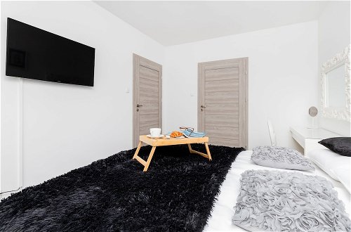 Foto 11 - Lux 3 Bedroom Flat by Renters Prestige