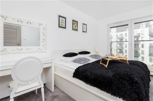 Foto 10 - Lux 3 Bedroom Flat by Renters Prestige