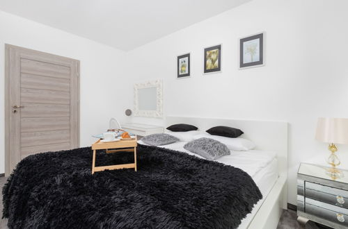 Foto 12 - Lux 3 Bedroom Flat by Renters Prestige