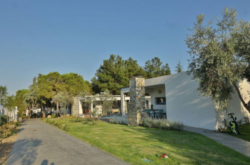 Photo 44 - Room in Villa - 4rosesvillas - White Rose Villa