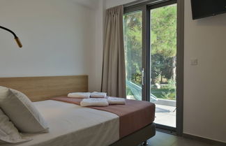 Photo 3 - Room in Villa - 4rosesvillas - White Rose Villa