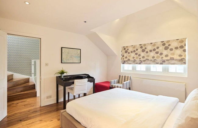 The Clapham Crib - Spacious 4bdr House With Patio - Foto 24