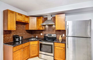Photo 3 - Spacious 1BD Apt in the Heart of City
