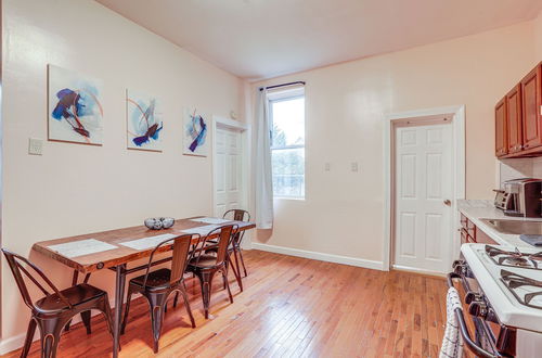 Photo 9 - Comfy Bayonne Townhome ~ 11 Mi to NYC Attractions