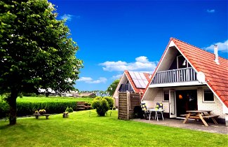 Photo 1 - 6 Pers. Holiday Home With a Large Garden Close to the Lauwersmeer