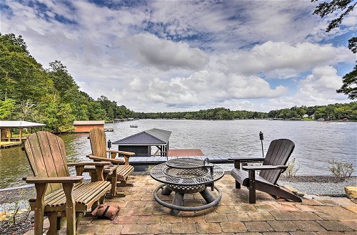 Photo 31 - Waterfront Gem on Lake Sinclair With Boat Dock