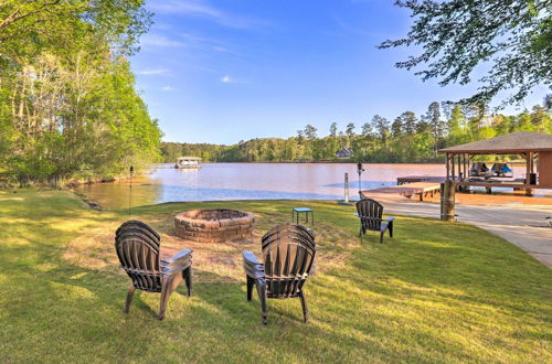 Photo 1 - Chic Lake Sinclair Retreat With Dock & Hot Tub