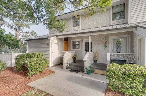 Photo 8 - Coastal St Simons Retreat Near Gascoigne Bluff