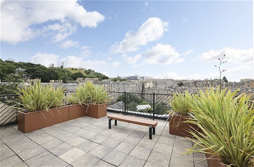 Photo 38 - Altido Executive 2-Bed Apt With Stunning Roof Terraces