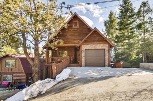 Photo 37 - Cozy Cabin w/ Mountain Views ~ 4 Mi to Snow Summit